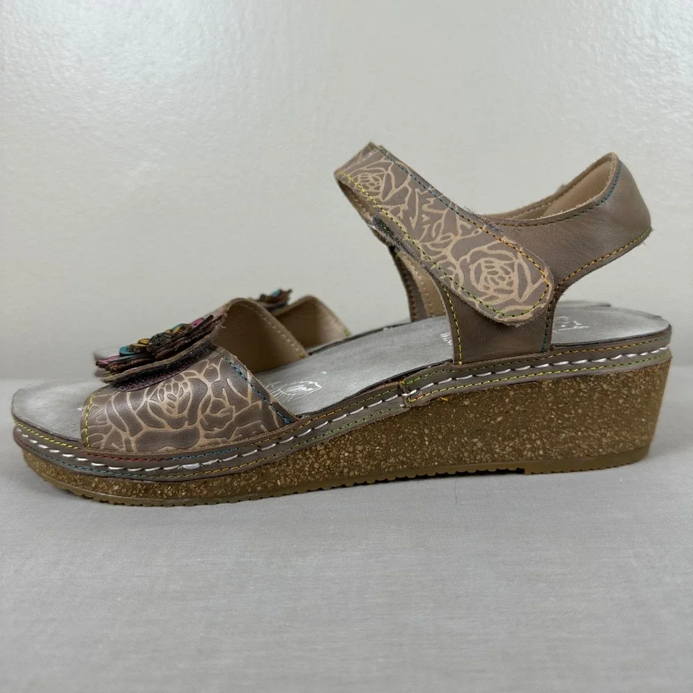 Spring Step L'Artiste Women's 42 Wedge Sandals Taupe Floral Boho Cottage NEW